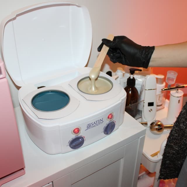Basic Brow Wax Bundle at HSA Skin Studio in Naperville, IL